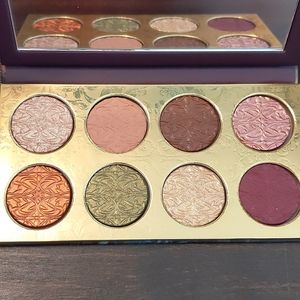 MAC Feast your Eyes palette